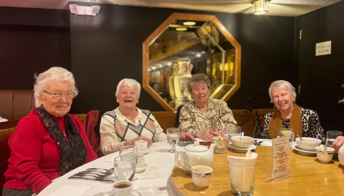 women out to eat dinner together